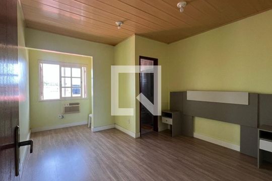 Quarto 2 de casa à venda com 2 quartos, 142m² em Mato Grande, Canoas