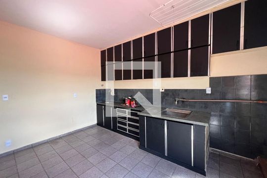 Kitnet de apartamento para alugar com 1 quarto, 18m² em Canaa, Belo Horizonte