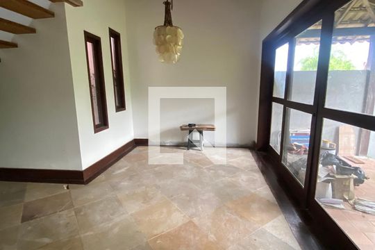 Sala de kitnet/studio para alugar com 1 quarto, 30m² em Canaa, Belo Horizonte