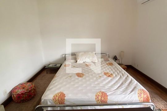 Quarto de kitnet/studio para alugar com 1 quarto, 30m² em Canaa, Belo Horizonte