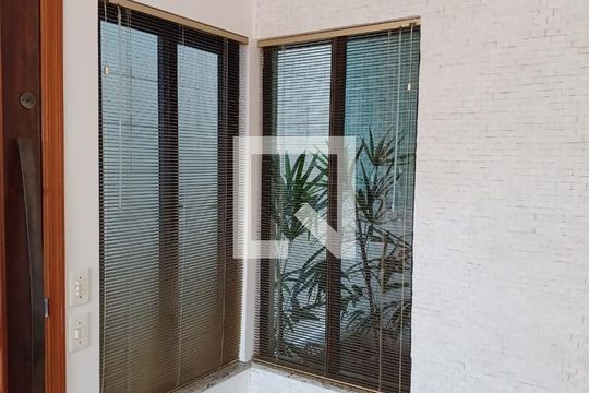 Sala de casa à venda com 3 quartos, 160m² em Vila Alpina, São Paulo