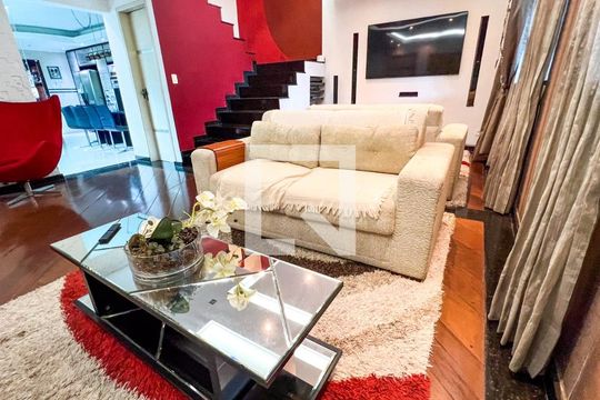 Sala de casa para alugar com 4 quartos, 324m² em Nossa Senhora do O, São Paulo