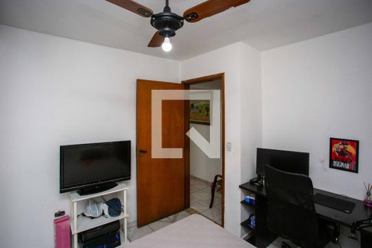 Quarto 1 Casa 1 de casa para alugar com 2 quartos, 290m² em Taboão, Diadema