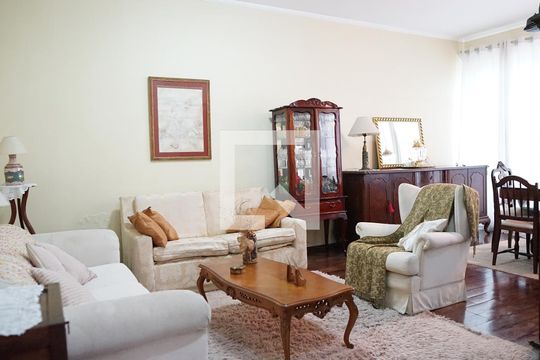 Sala de casa para alugar com 6 quartos, 175m² em Jardim Maia, Guarulhos