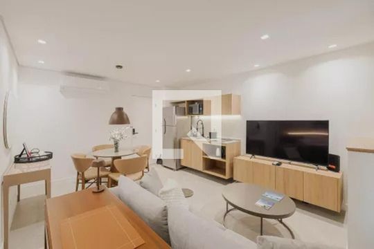 Sala/Quarto de apartamento para alugar com 1 quarto, 33m² em Pinheiros, São Paulo