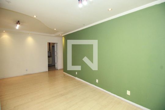 Sala de apartamento à venda com 3 quartos, 75m² em Vila Sao Pedro, Santo André
