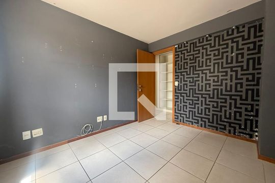 Apartamento à venda com 3 quartos, 197m² em Pampulha, Belo Horizonte