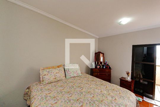 Casa à venda com 4 quartos, 193m² em Parque Independencia, São Paulo