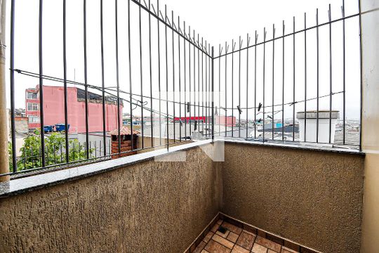 Casa à venda com 4 quartos, 193m² em Parque Independencia, São Paulo