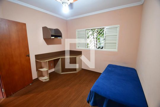 Quarto 1 de casa à venda com 3 quartos, 200m² em Parque Ceasa, Campinas