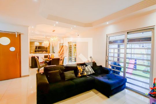 Sala de casa para alugar com 4 quartos, 470m² em Vila Galvão, Guarulhos