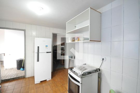 Cozinha 1 de casa à venda com 5 quartos, 350m² em Jardim Modelo, São Paulo