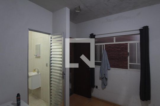 Suite de casa à venda com 4 quartos, 200m² em Alípio de Melo, Belo Horizonte