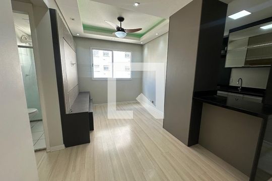 Sala de apartamento à venda com 2 quartos, 53m² em Centro, Barueri