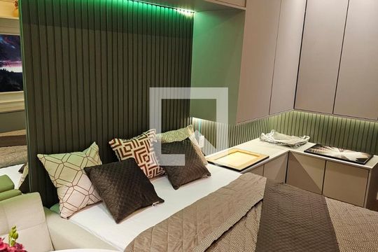 Sala / Quarto de apartamento para alugar com 1 quarto, 25m² em Vila Guarani (Zona Sul), São Paulo