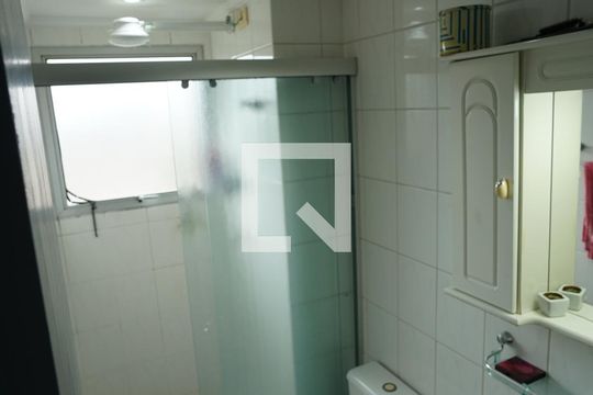 Banheiro de apartamento para alugar com 2 quartos, 62m² em Vila Paulista, Guarulhos