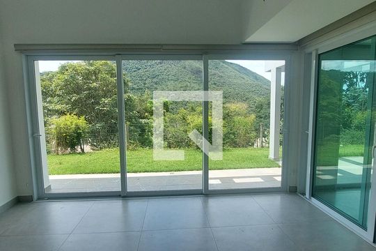 Sala de casa de condomínio à venda com 4 quartos, 323m² em Vereda das Gerais, Nova Lima