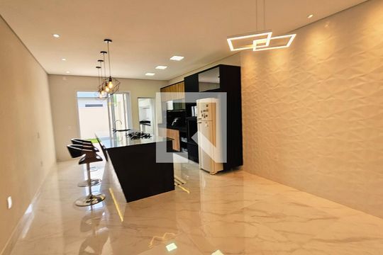 Casa de Condomínio à venda com 3 quartos, 177m² em Gramadão, Jundiaí