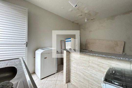 Studio de casa de condomínio para alugar com 1 quarto, 35m² em Jardim Atlântico, Florianópolis