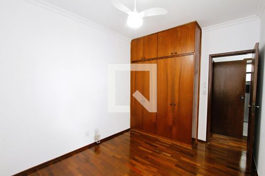 Quarto 1  de apartamento para alugar com 4 quartos, 222m² em Buritis, Belo Horizonte