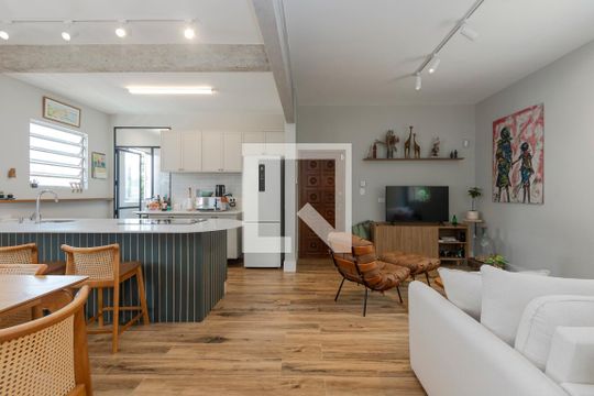 Sala de apartamento à venda com 2 quartos, 75m² em Campo Belo, São Paulo
