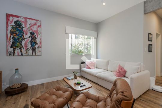 Sala de apartamento à venda com 2 quartos, 75m² em Campo Belo, São Paulo