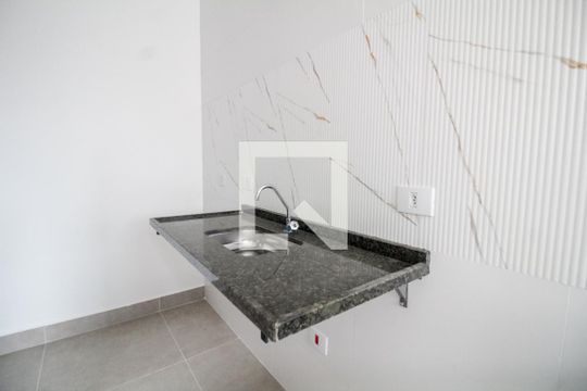 Sala/Cozinha de casa de condomínio à venda com 1 quarto, 27m² em Vila Invernada, São Paulo