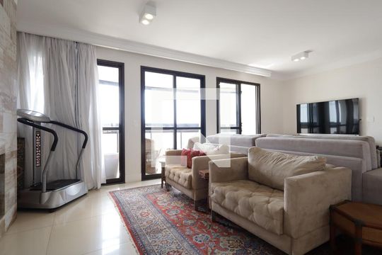 Sala de apartamento para alugar com 3 quartos, 220m² em Vila Suzana, São Paulo