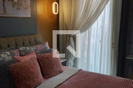 Quarto de apartamento à venda com 2 quartos, 44m² em Cidade São Jorge, Santo André