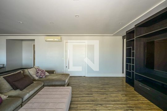 Sala de Tv de apartamento à venda com 4 quartos, 222m² em Vila Morumbi, São Paulo