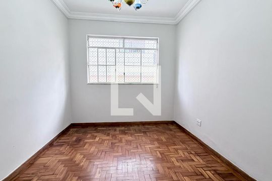 Apartamento à venda com 3 quartos, 110m² em Prado, Belo Horizonte
