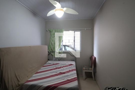 Quarto 2 de casa à venda com 5 quartos, 150m² em Niterói, Canoas