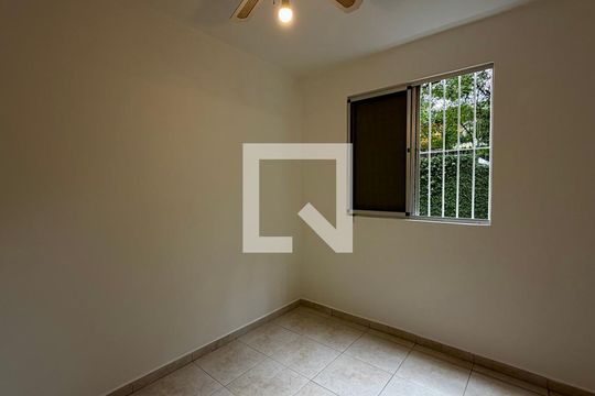 Quarto 2 de apartamento à venda com 2 quartos, 47m² em Jardim Jucara, São Paulo