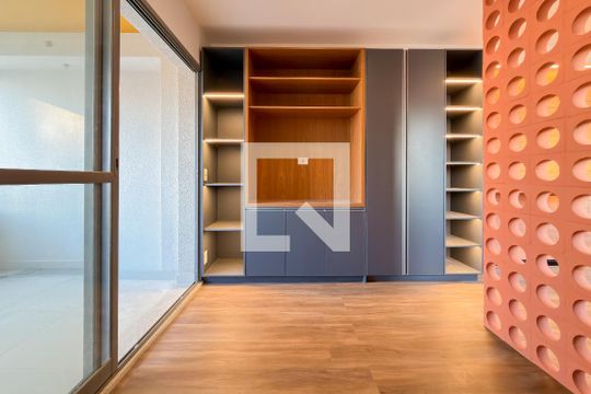 Studio de kitnet/studio para alugar com 1 quarto, 37m² em Sacomã, São Paulo