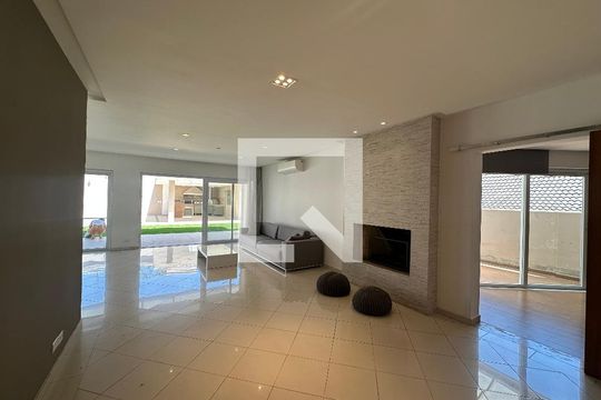 Sala de casa de condomínio à venda com 4 quartos, 565m² em Jardim Paulista, Barueri