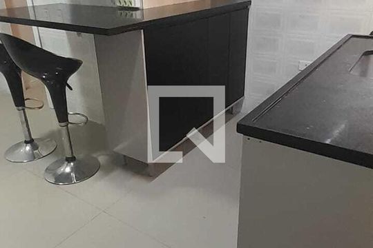 Casa à venda com 3 quartos, 139m² em Vila Zelina, São Paulo