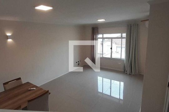 Casa à venda com 3 quartos, 139m² em Vila Zelina, São Paulo