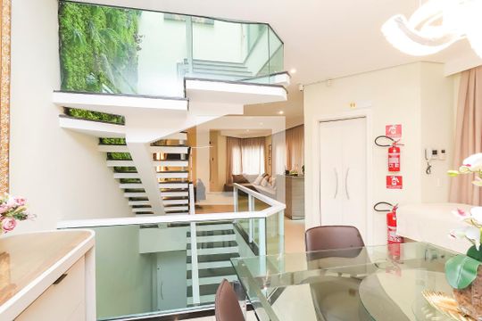 Sala de casa à venda com 4 quartos, 260m² em Jardim Itapemirim, São Paulo