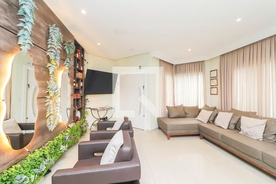 Sala de casa à venda com 4 quartos, 260m² em Jardim Itapemirim, São Paulo