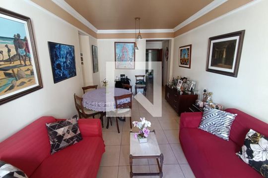 Sala de apartamento para alugar com 3 quartos, 135m² em Barra, Salvador