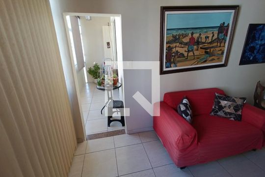 Sala de apartamento para alugar com 3 quartos, 135m² em Barra, Salvador