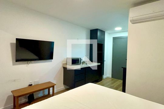 Studio de kitnet/studio à venda com 1 quarto, 30m² em Perdizes, São Paulo