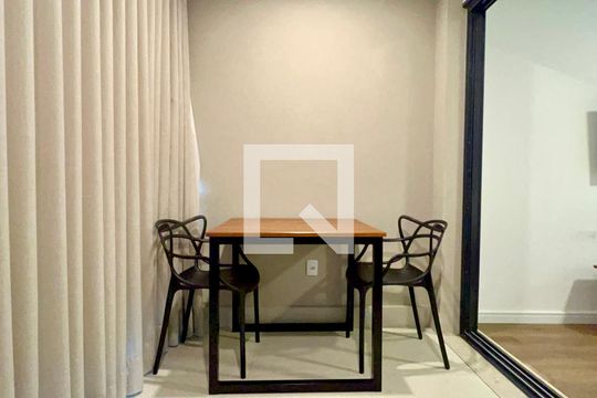 Varanda de kitnet/studio à venda com 1 quarto, 30m² em Perdizes, São Paulo