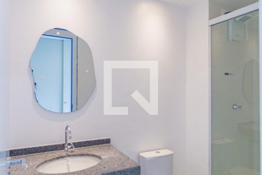 Banheiro de kitnet/studio à venda com 1 quarto, 25m² em Vila Prudente, São Paulo