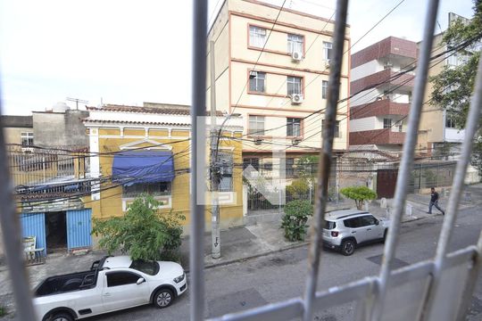 Sala de casa para alugar com 2 quartos, 90m² em Rocha, Rio de Janeiro