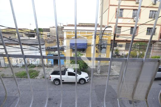 Sala de casa para alugar com 2 quartos, 90m² em Rocha, Rio de Janeiro