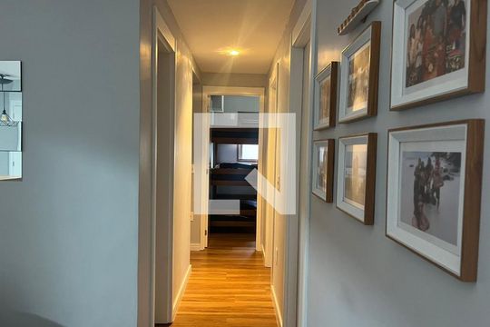 Corredor de apartamento à venda com 4 quartos, 106m² em City América, São Paulo
