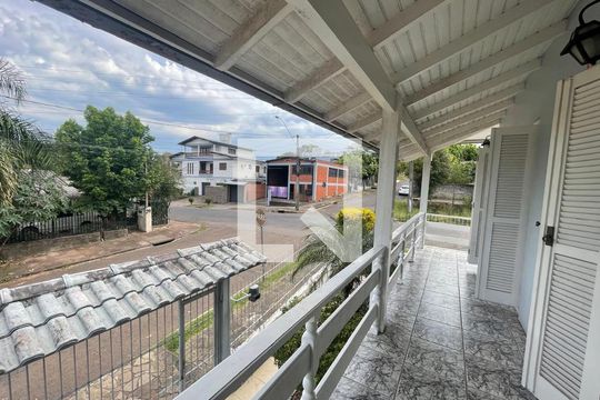 Varanda da Sala 2 de casa à venda com 3 quartos, 215m² em Guarani, Novo Hamburgo