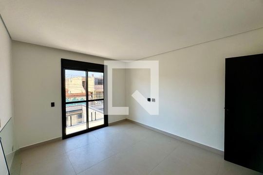 Suíte 1 de casa à venda com 3 quartos, 210m² em Jardim Vila Galvao, Guarulhos