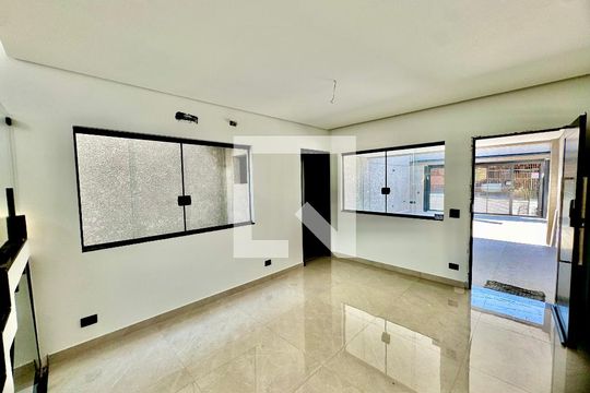 Sala de casa à venda com 3 quartos, 210m² em Jardim Vila Galvao, Guarulhos
